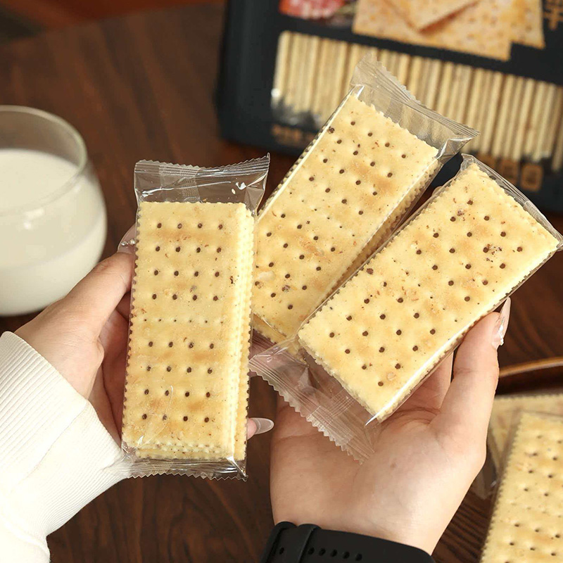 Frisdrankcrackers met zwarte truffelham